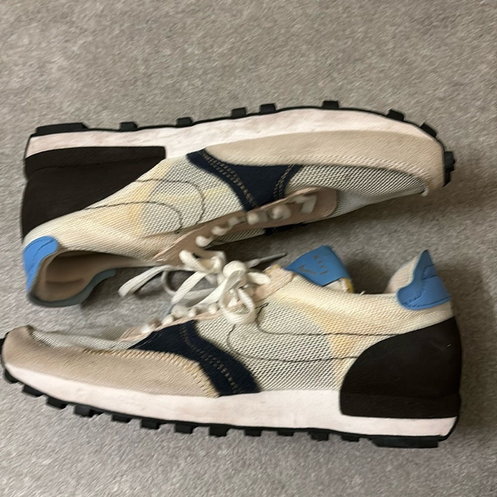 Nike Mens Daybreak White/University Blue Mens 6.5.